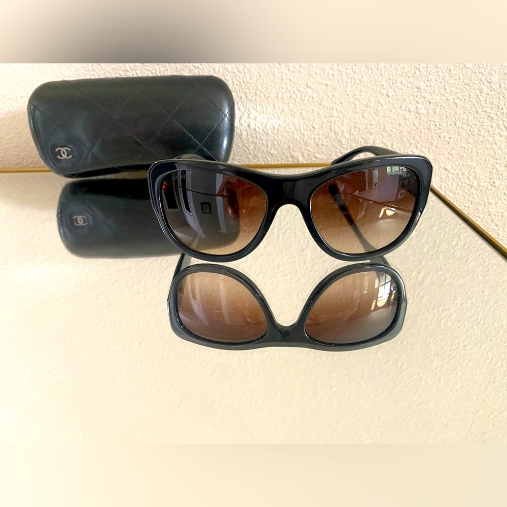 Chanel sunglasses with case
